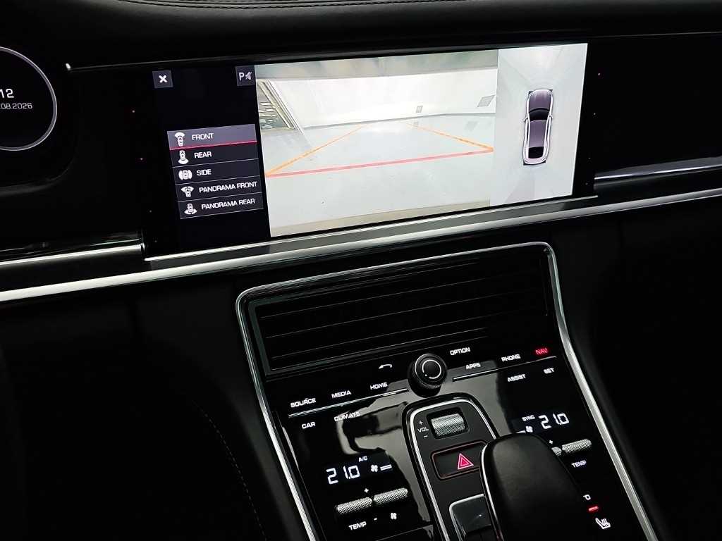 Porsche Panamera — photo 10