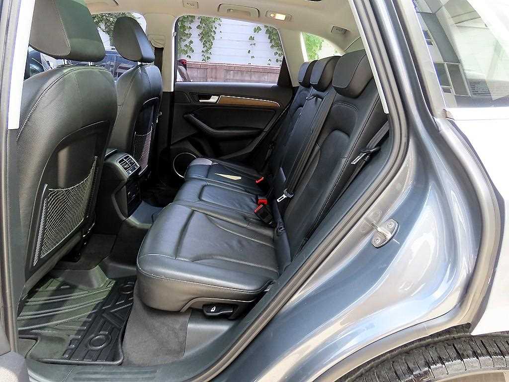 Audi Q5 — photo 06
