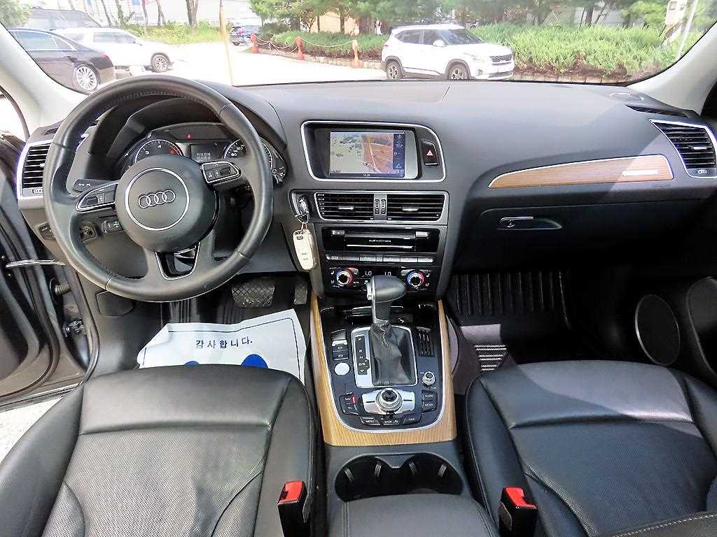 Audi Q5 — photo 07