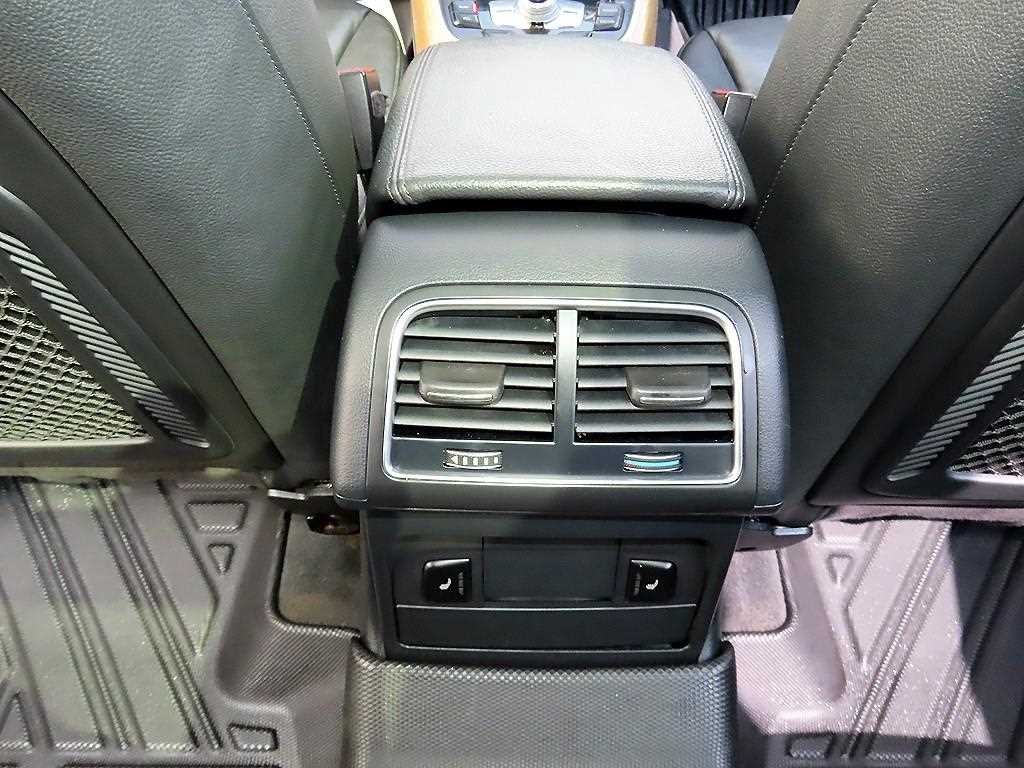 Audi Q5 — photo 15