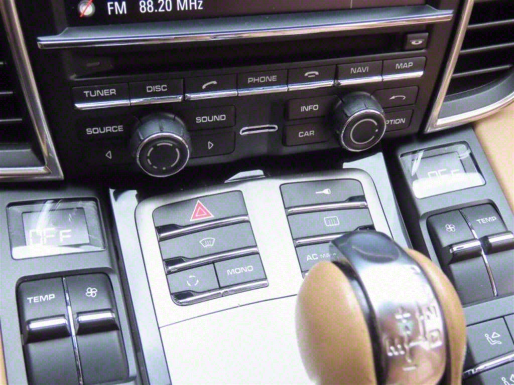 Porsche Panamera — photo 07