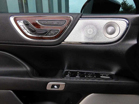 Lincoln Continental — photo 12