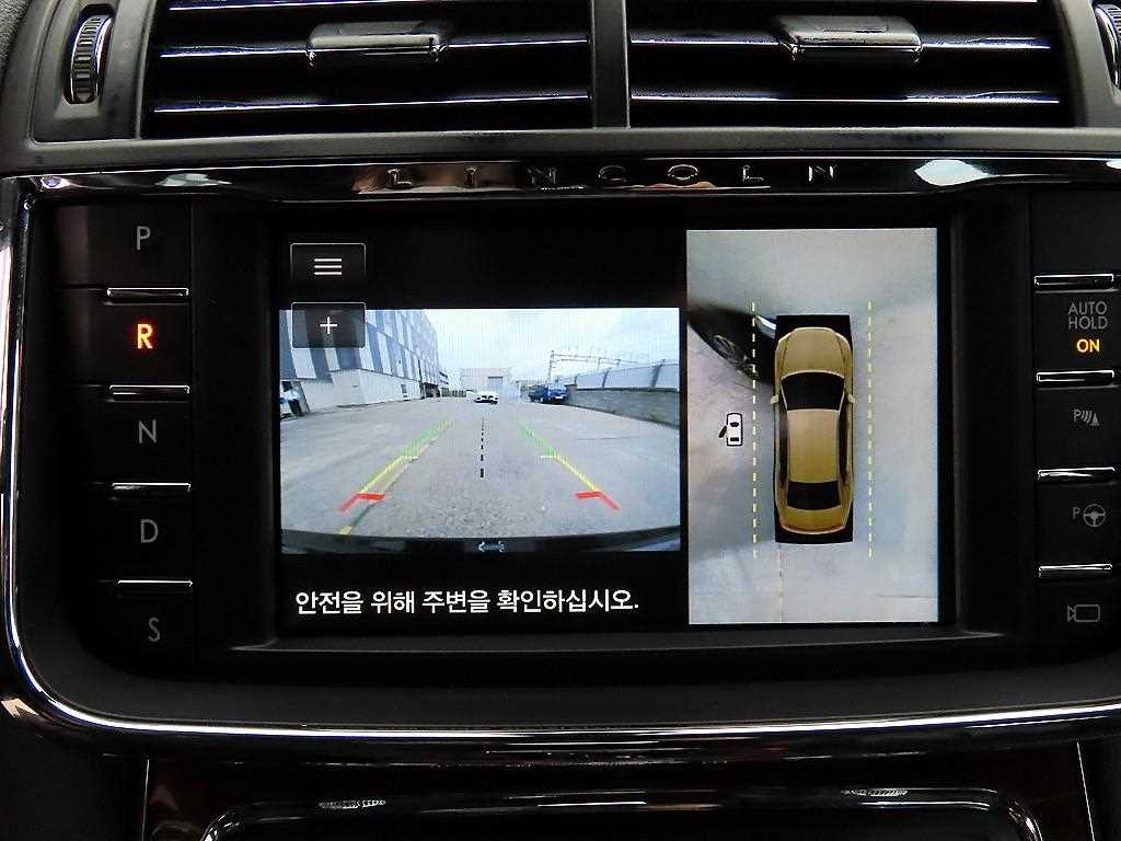 Lincoln Continental — photo 15