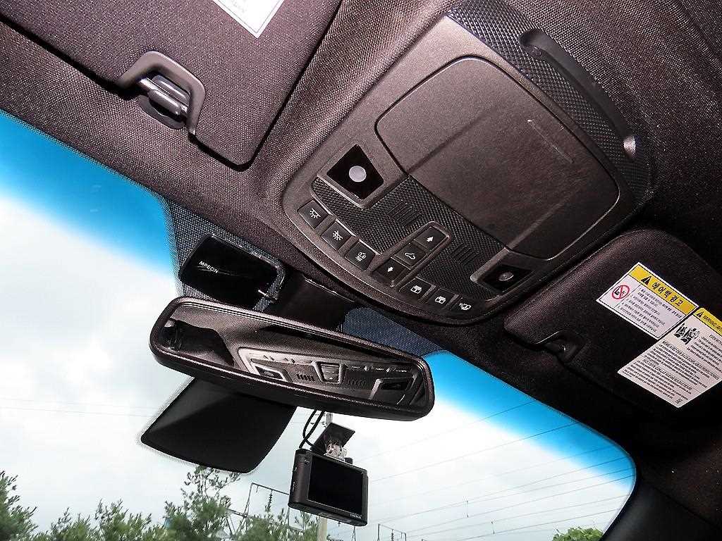 Lincoln Continental — photo 16
