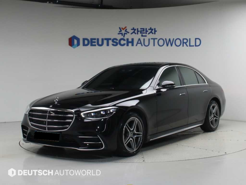 Mercedes-Benz S-Class — photo 01