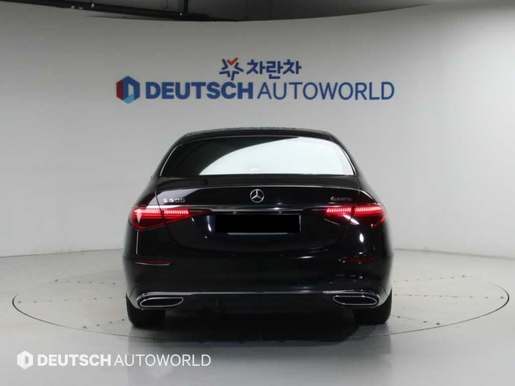 Mercedes-Benz S-Class — photo 04
