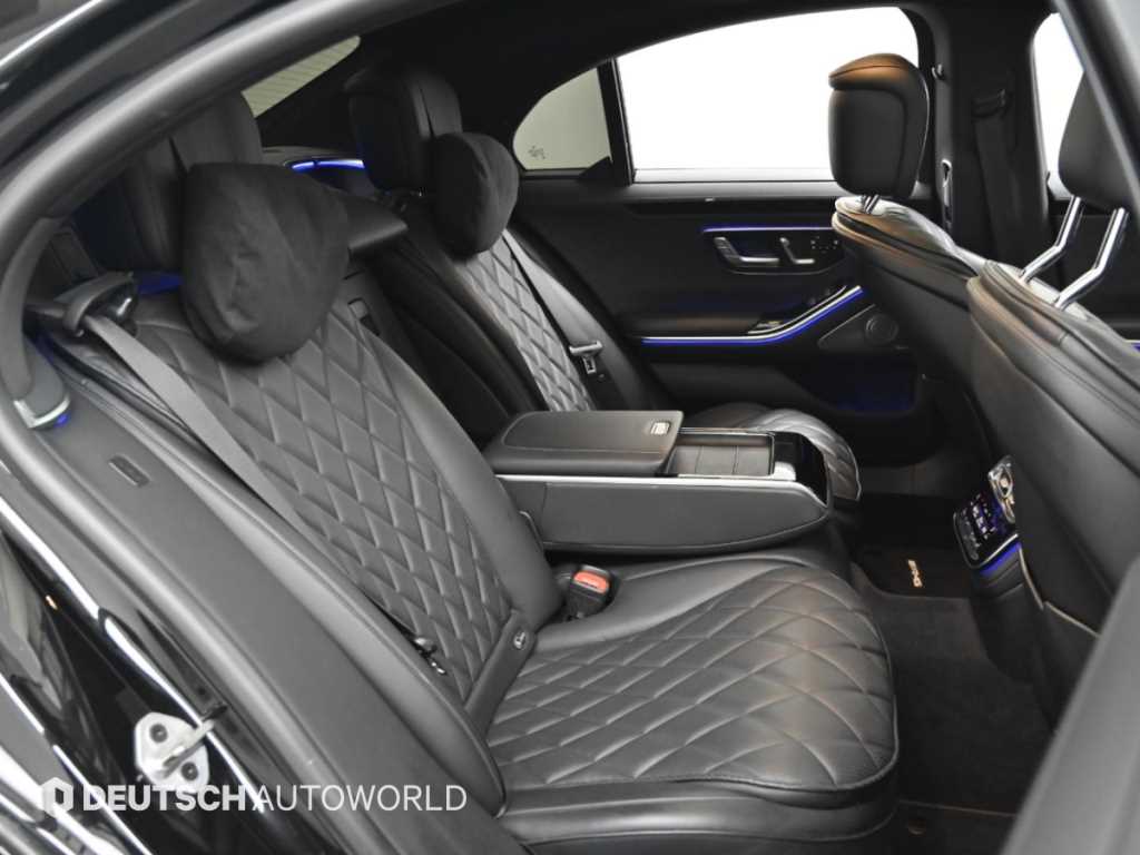 Mercedes-Benz S-Class — photo 12