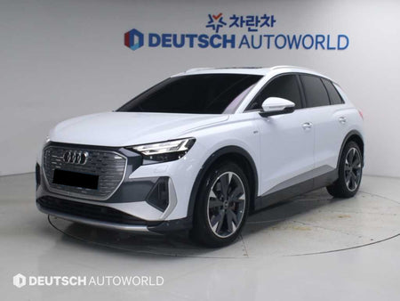 Audi Q4 e-tron — photo 01