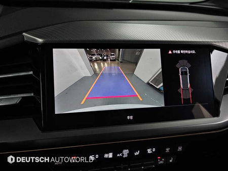 Audi Q4 e-tron — photo 15