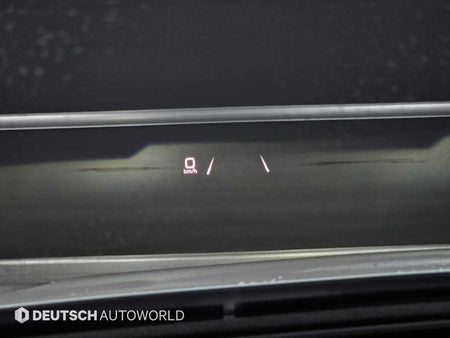 Audi Q4 e-tron — photo 17