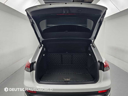 Audi Q4 e-tron — photo 19