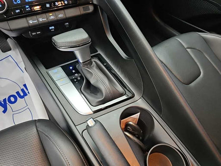 Hyundai Avante — photo 08