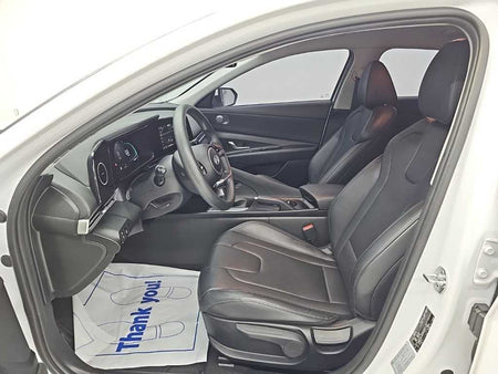 Hyundai Avante — photo 11