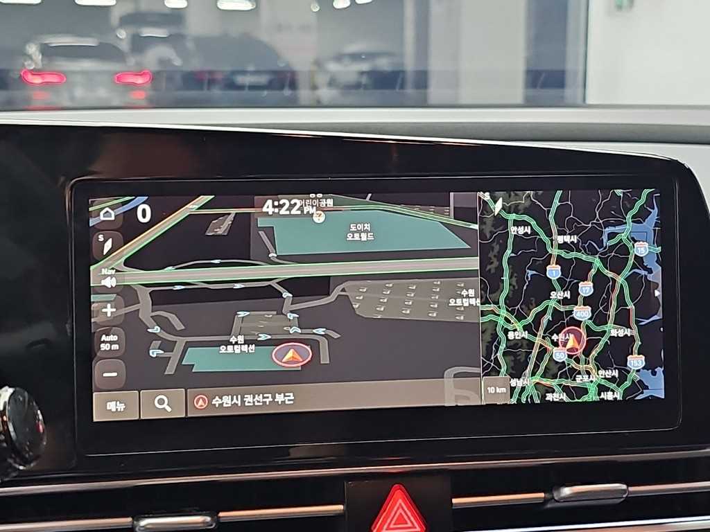 Hyundai Avante — photo 13