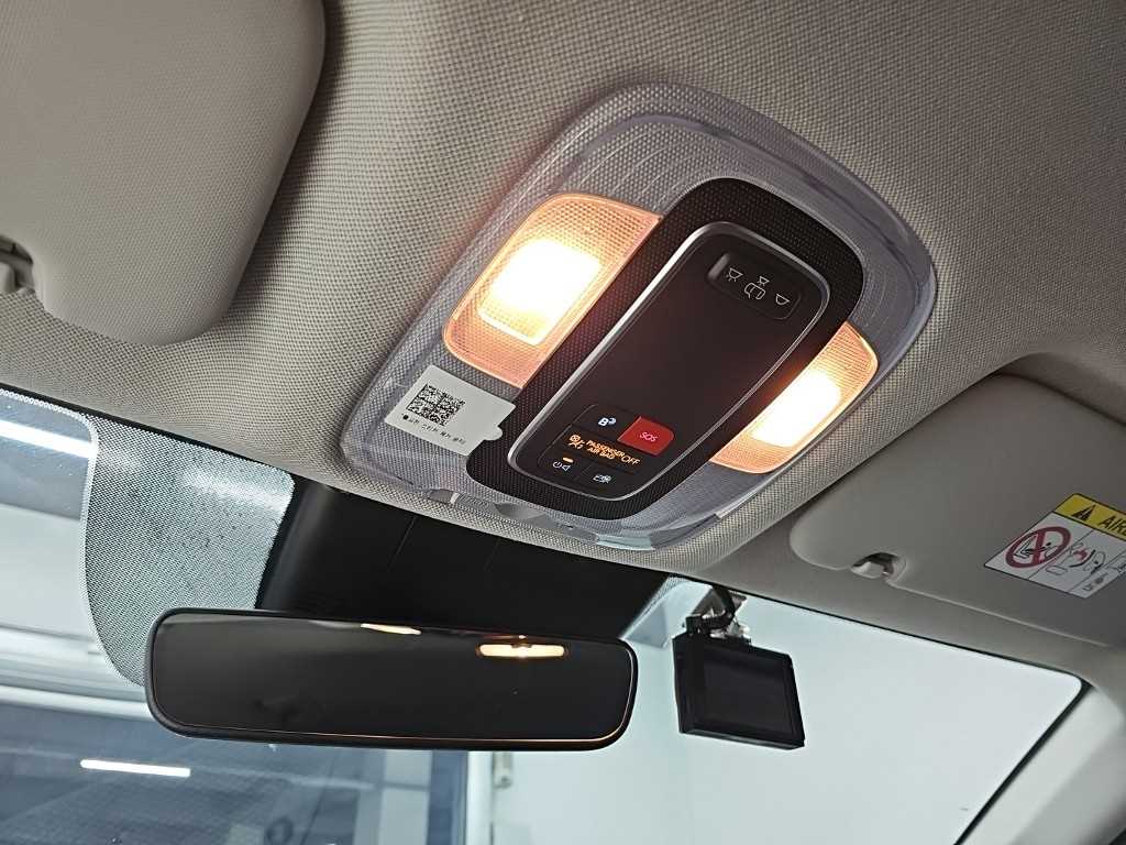 Hyundai Avante — photo 15