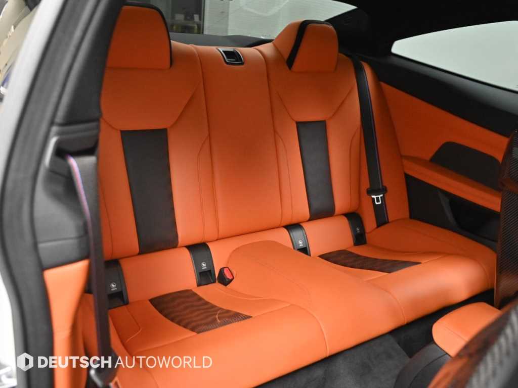 BMW M4 — photo 12