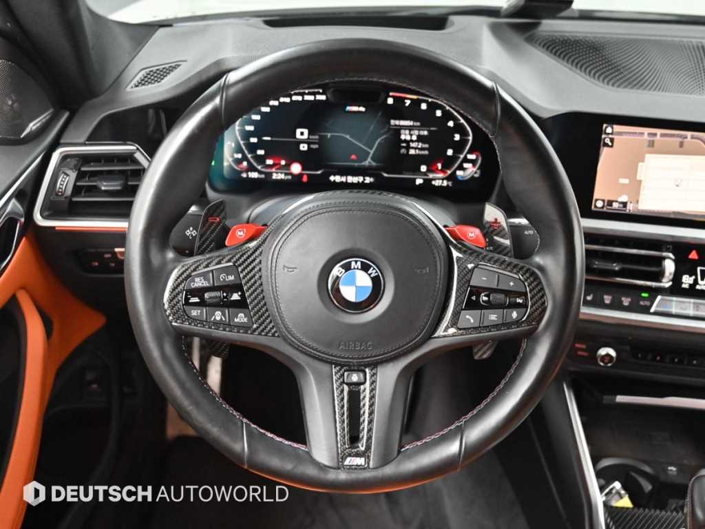 BMW M4 — photo 13