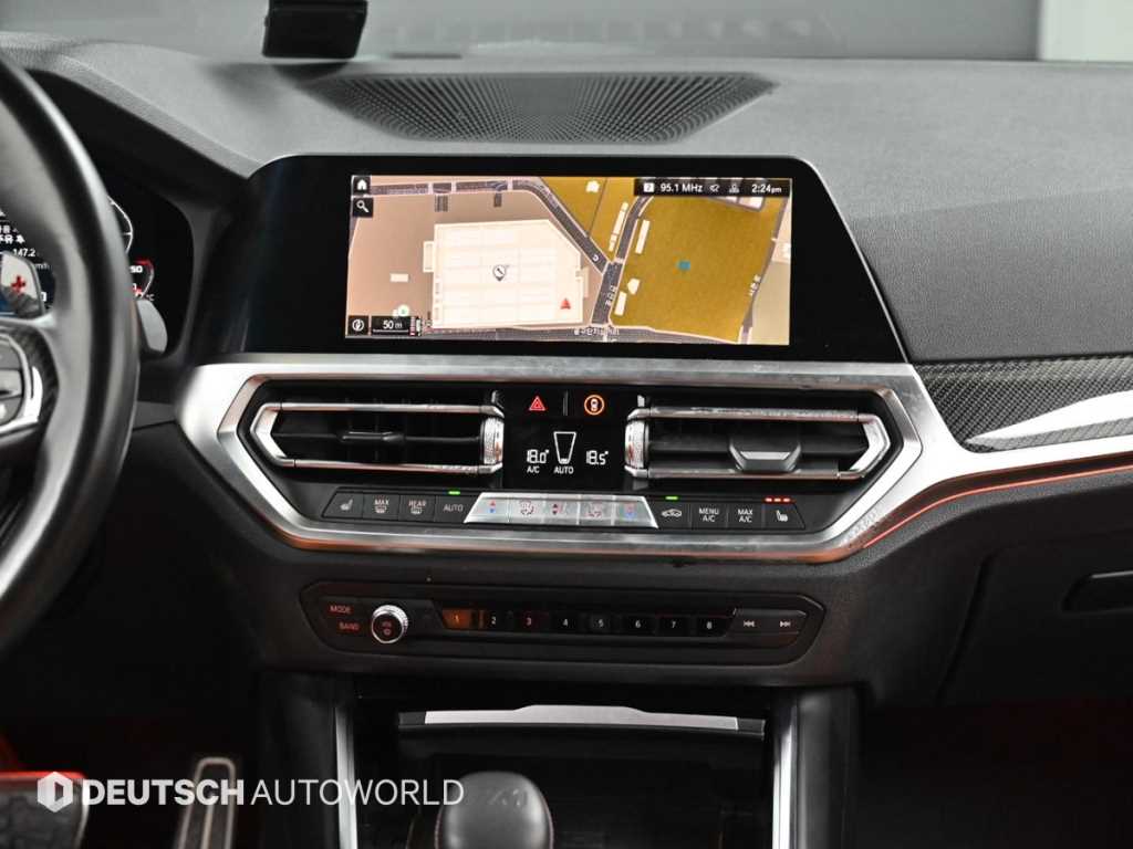 BMW M4 — photo 14