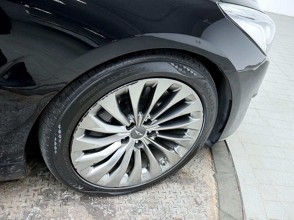 Genesis EQ900 — photo 08