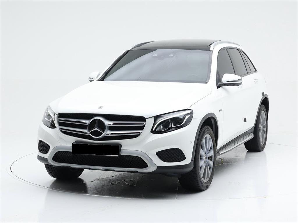 Mercedes-Benz GLC-Class — photo 01