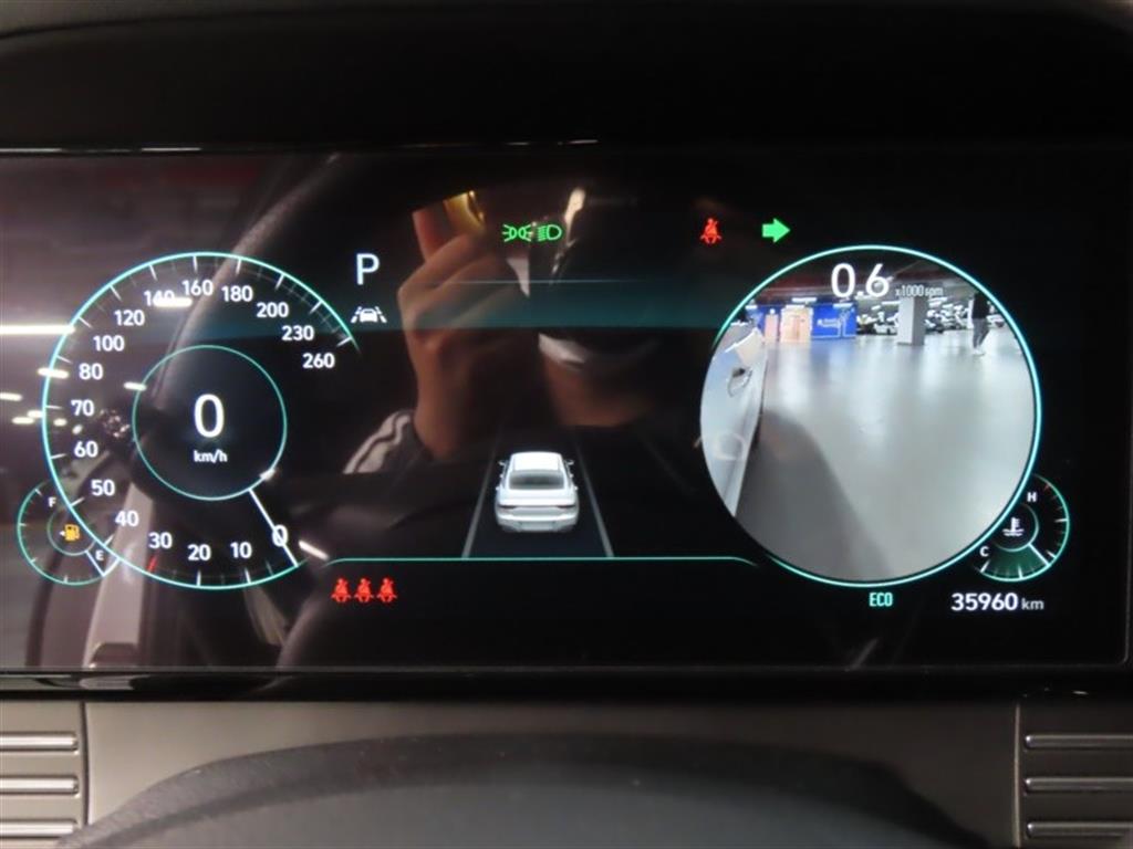 Hyundai Grandeur — photo 05