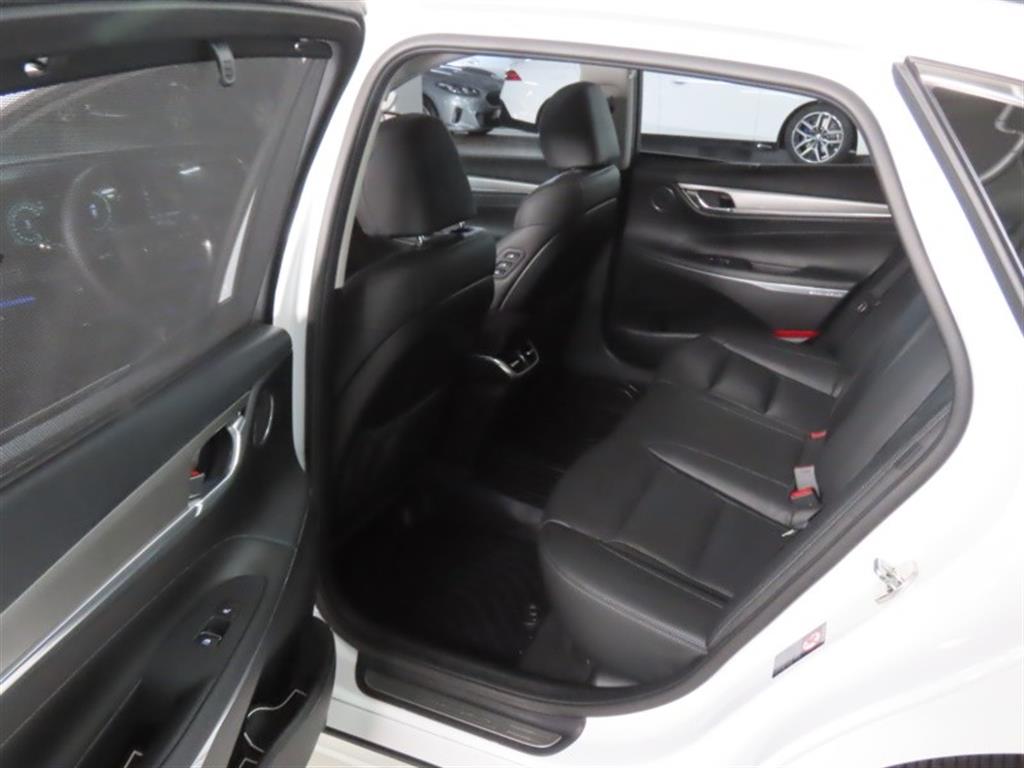 Hyundai Grandeur — photo 13