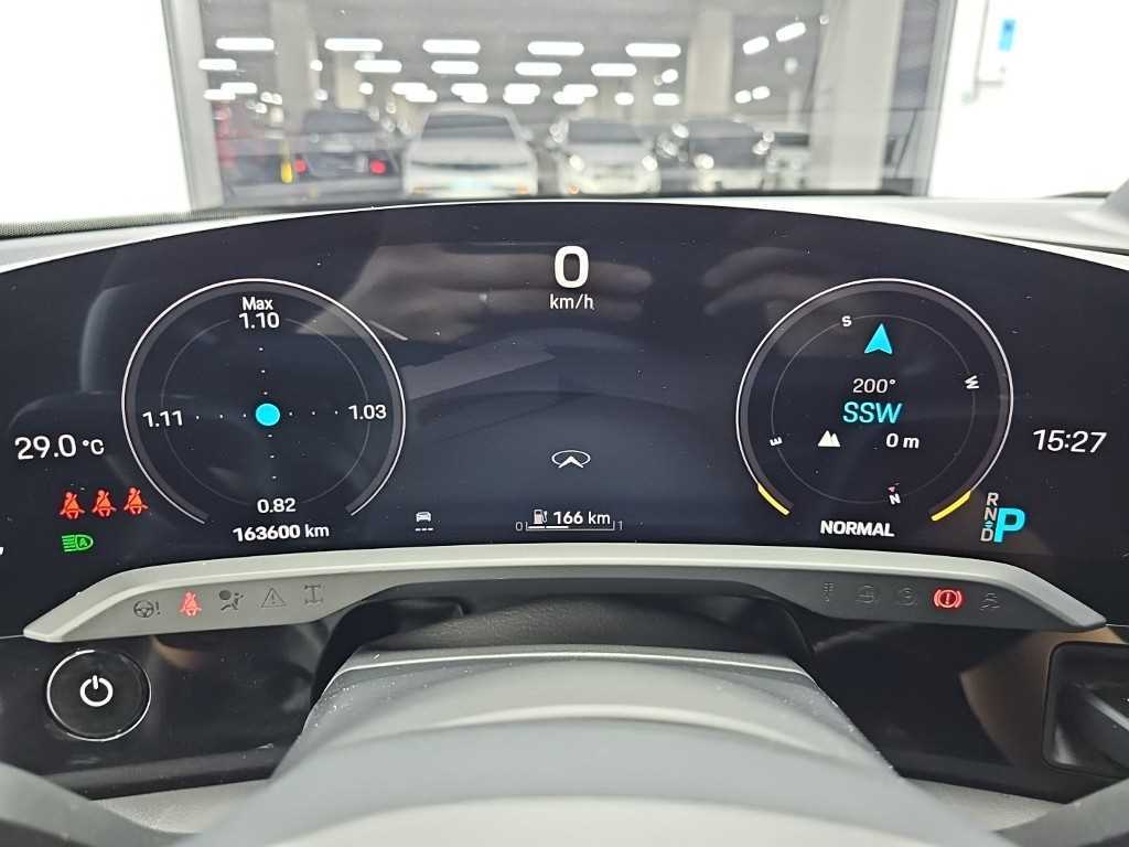 Porsche Taycan — photo 06