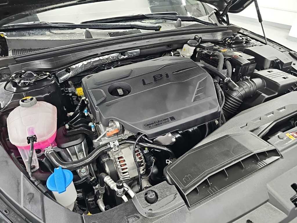 Kia K5 — photo 05