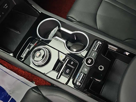 Kia K5 — photo 08