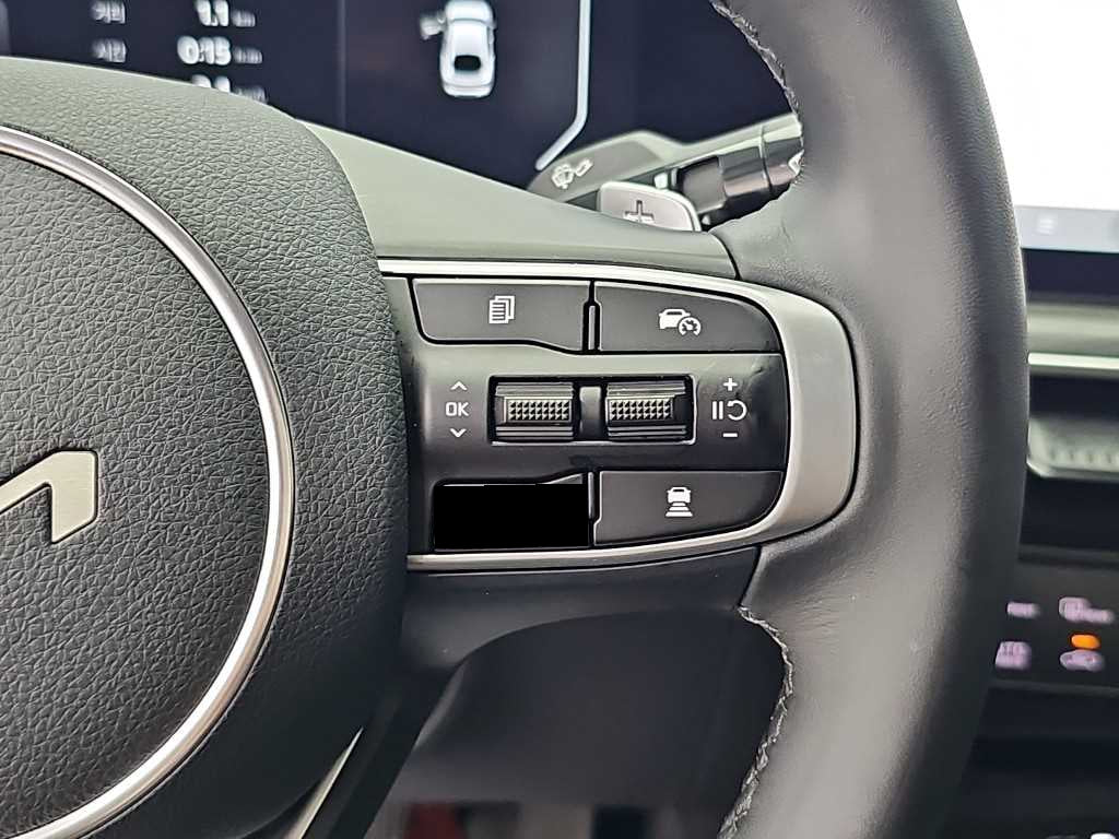Kia K5 — photo 18