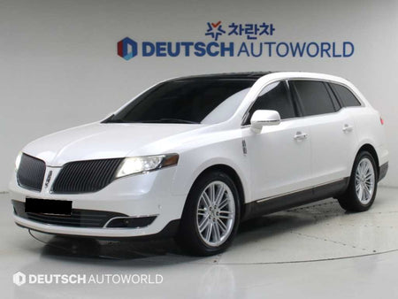 Lincoln MKT — photo 01