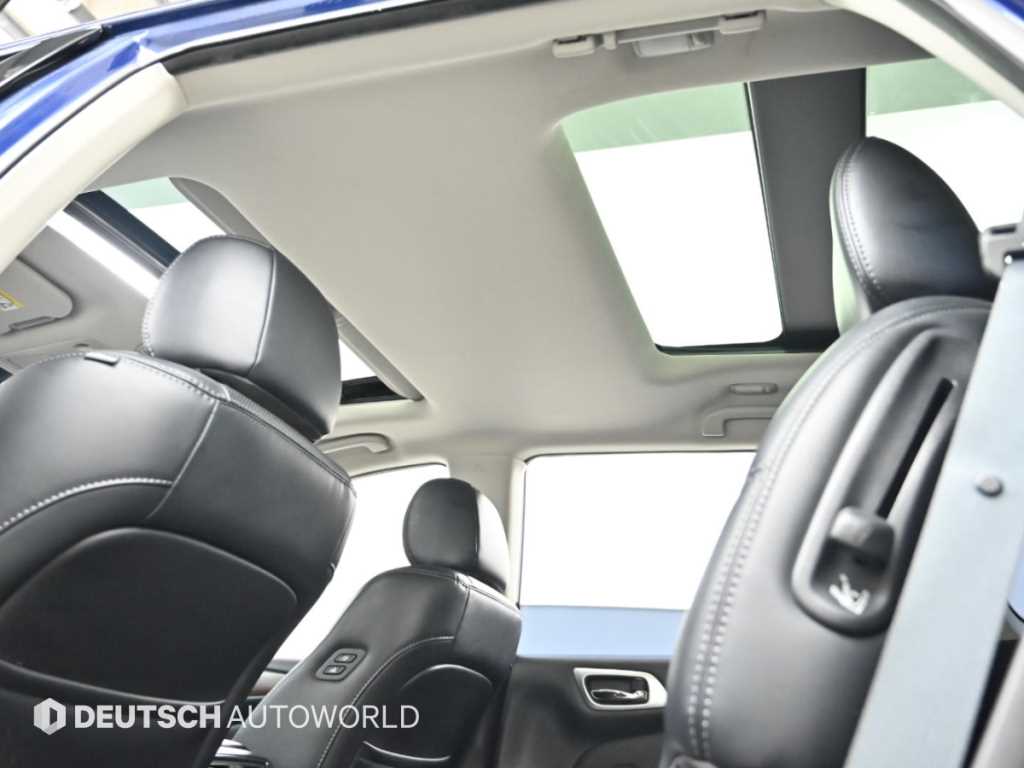 Nissan Pathfinder — photo 18