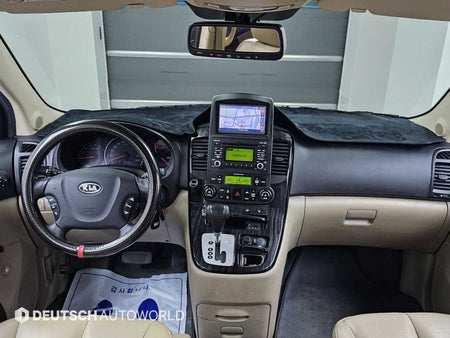 Kia Carnival — photo 07