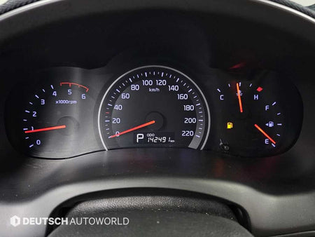 Kia Carnival — photo 08