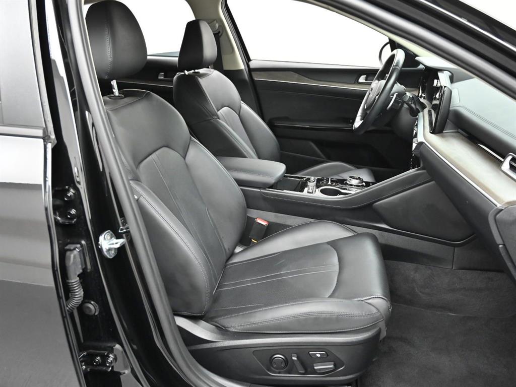Kia K5 — photo 19