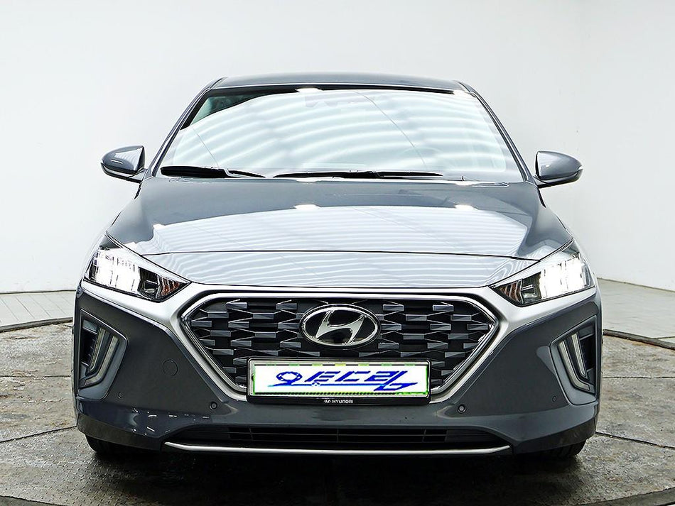 Hyundai Ioniq — photo 01