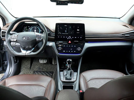 Hyundai Ioniq — photo 05