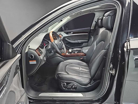 Audi A8 — photo 11