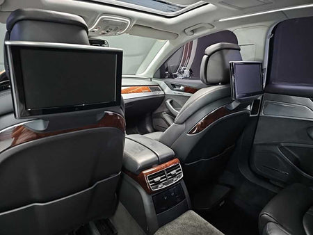 Audi A8 — photo 13