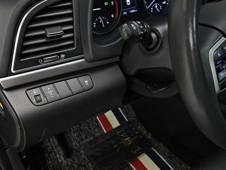 Hyundai Avante — photo 17