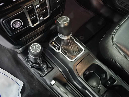 Jeep Wrangler — photo 08