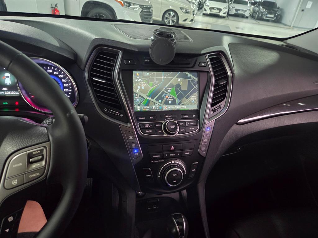 Hyundai Santafe — photo 09