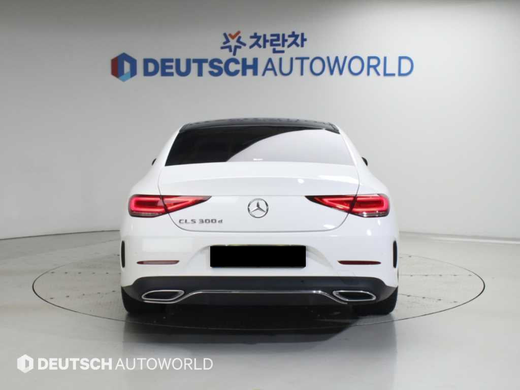 Mercedes-Benz CLS-Class — photo 04