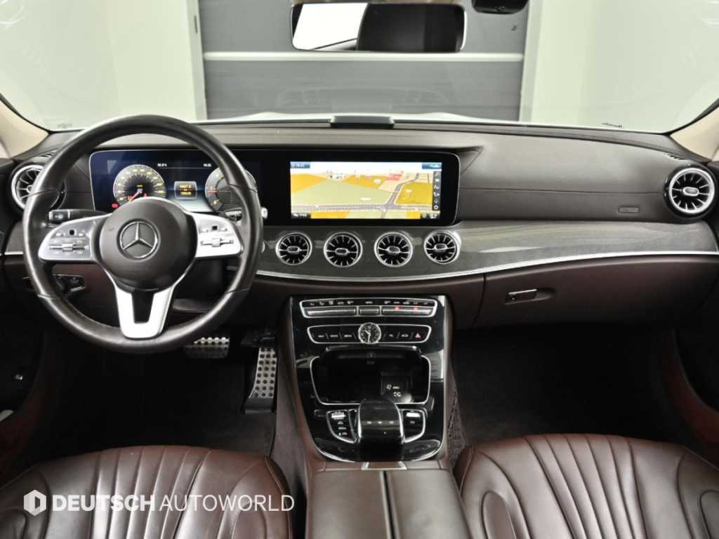 Mercedes-Benz CLS-Class — photo 07