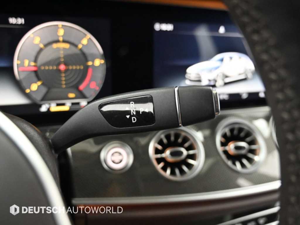 Mercedes-Benz CLS-Class — photo 09