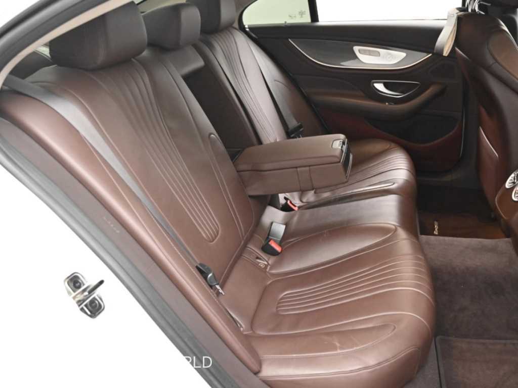 Mercedes-Benz CLS-Class — photo 12