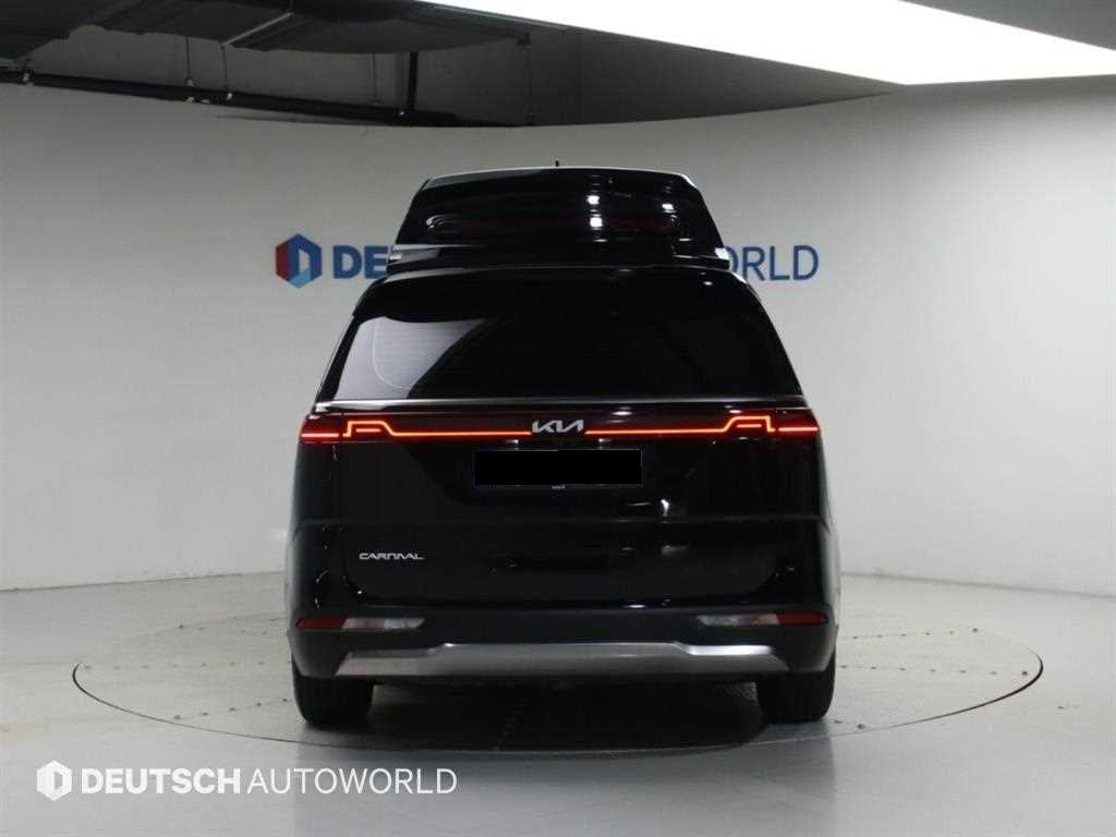 Kia Carnival — photo 04