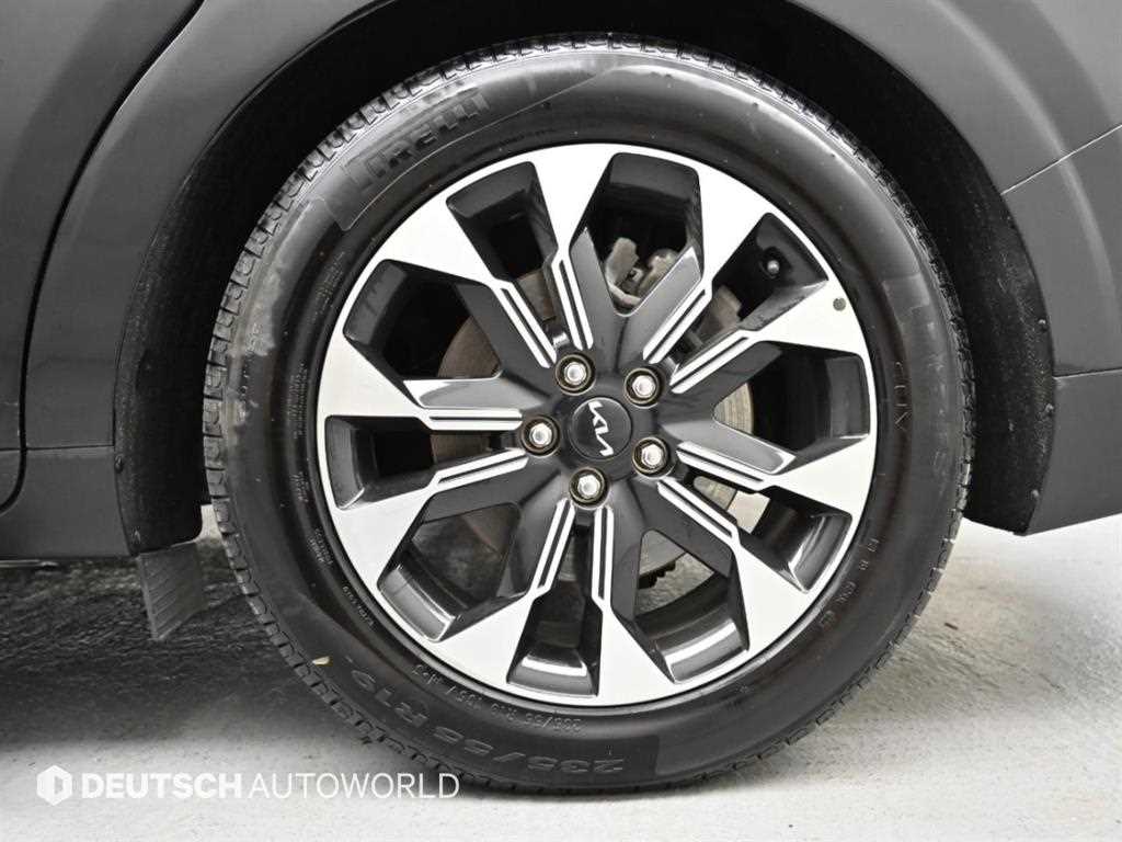 Kia Carnival — photo 05
