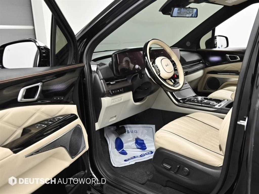 Kia Carnival — photo 11