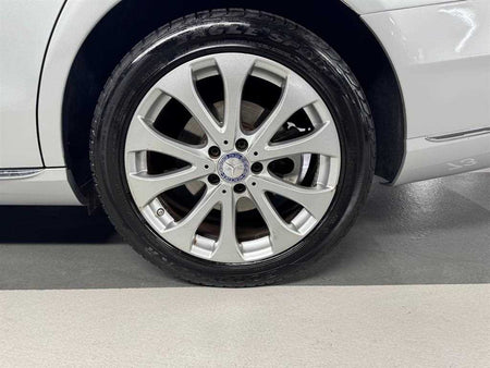 Mercedes-Benz E-Class — photo 07